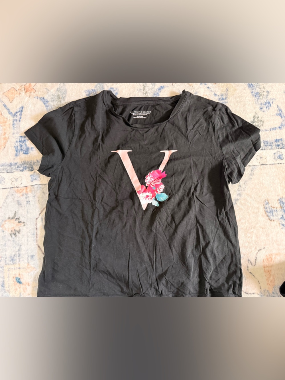 Victorias Secret cropped tee